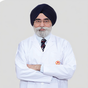 ي مستشفى أبولو  